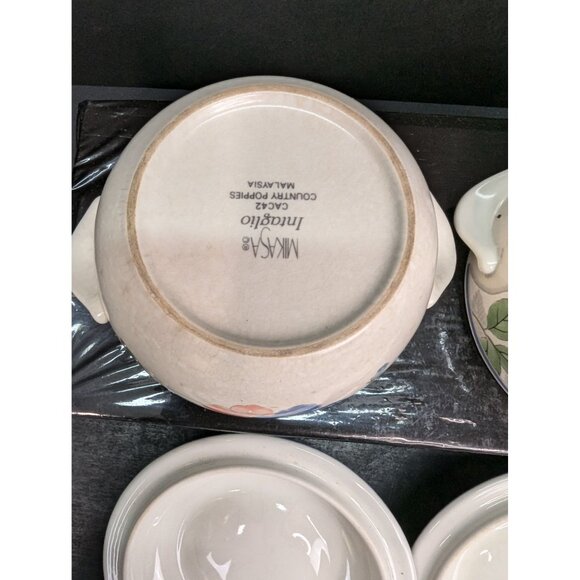 Mikasa Intaglio Country Poppies CAC29 Round 4 1/2" Casserole Dish w/Lid Set of 2 - Picture 12 of 12